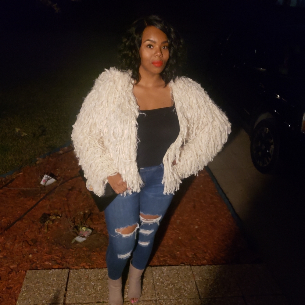 Forever 21 Chunky Fringe Knit Sweater
